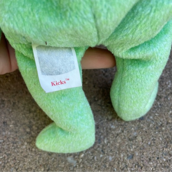 TY Kicks Beanie Baby Green Soccer Bear Plush Toy Stuffed Animal - Picture 3 of 3